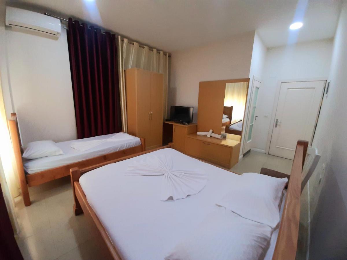 Hotel Vila Giorgio Shkodra Kültér fotó